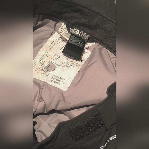 The Northface Girls’ Freedom Insulated PantsSize L - Picture 3 of 4